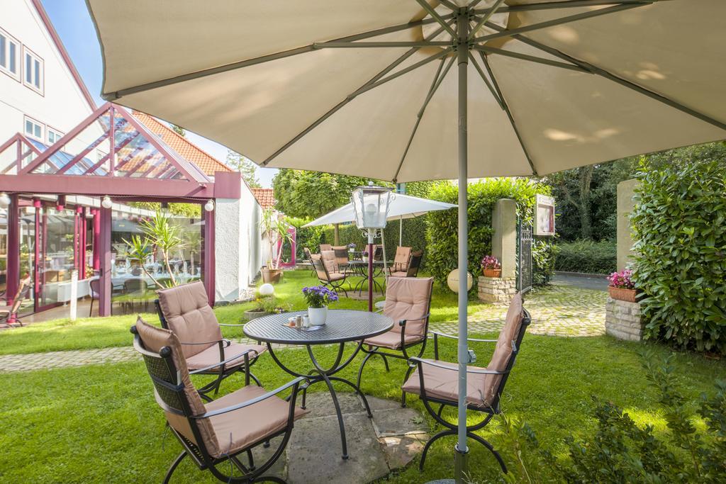 Hotel Ambiente Bueckeburg Exterior photo